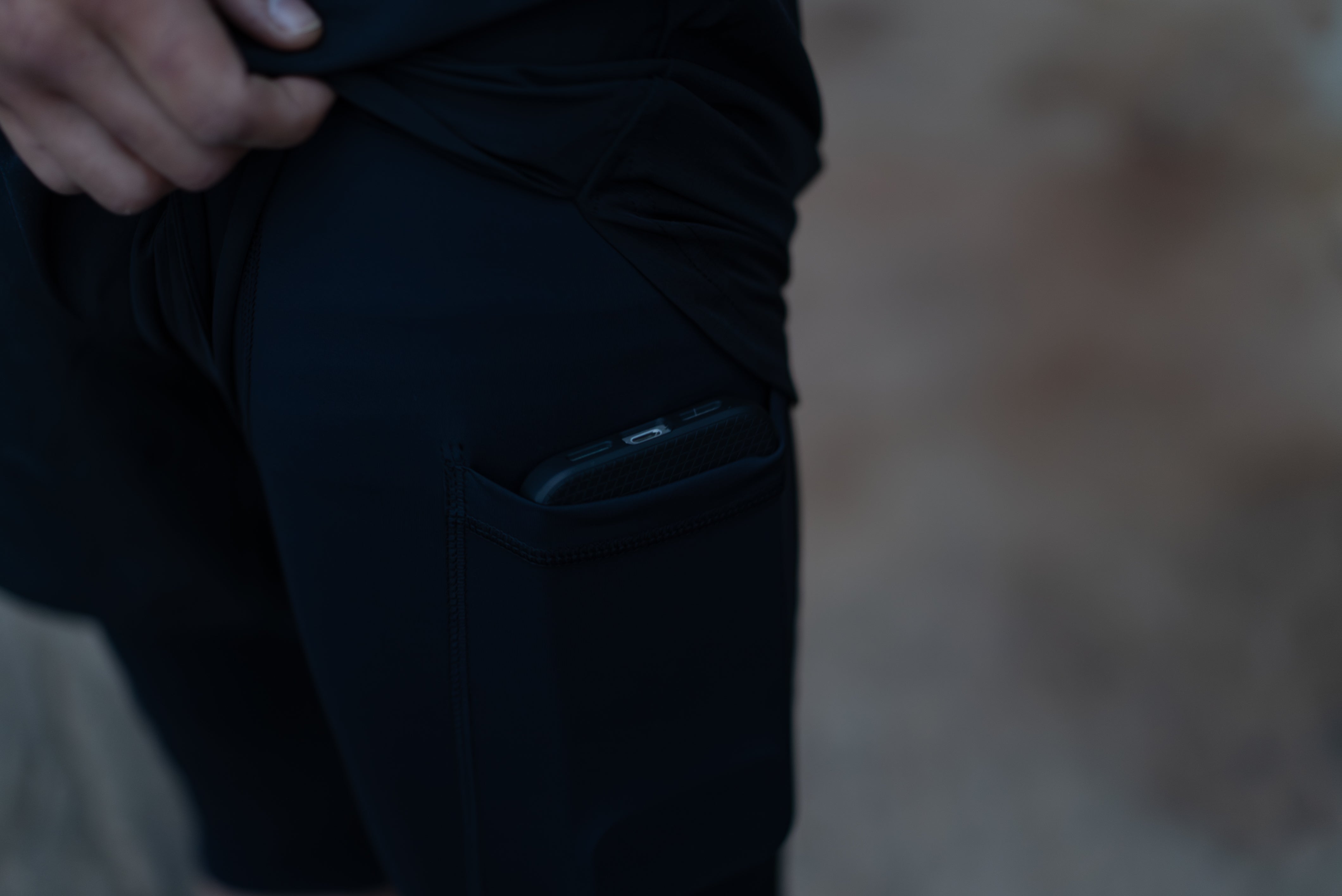Nomad X Hydro (Onyx Black)